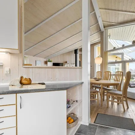 Sydals 57 With Hot Tub *