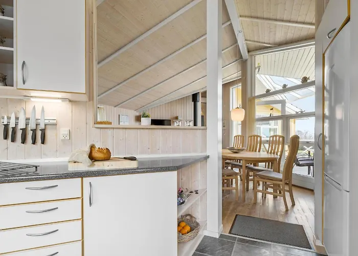 Sydals 57 With Hot Tub *